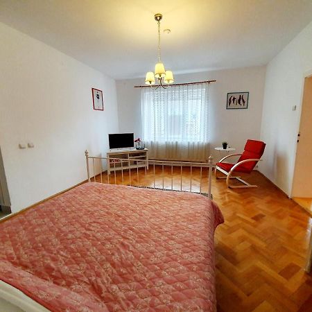 Luk Old Town Apartment Sibiu Eksteriør billede