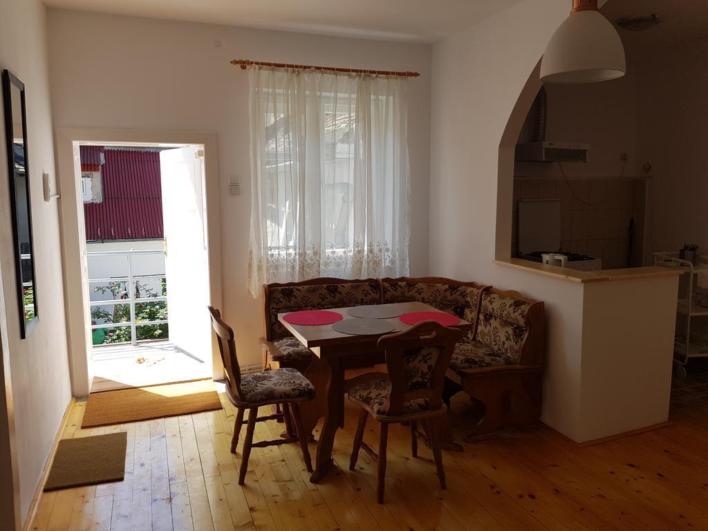 Luk Old Town Apartment Sibiu Eksteriør billede