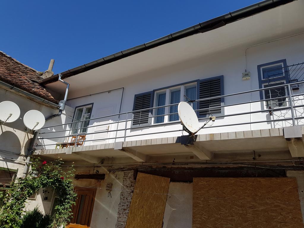 Luk Old Town Apartment Sibiu Eksteriør billede
