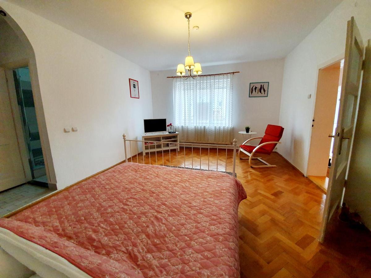 Luk Old Town Apartment Sibiu Eksteriør billede